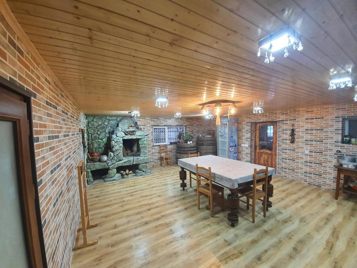 Guesthouse Gua Kutaisi Exteriör bild